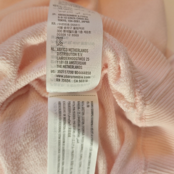 NWT- Hollister Pale Pink Cropped Crewneck Lightweight Sweatshirt Size Small - Picture 9 of 9